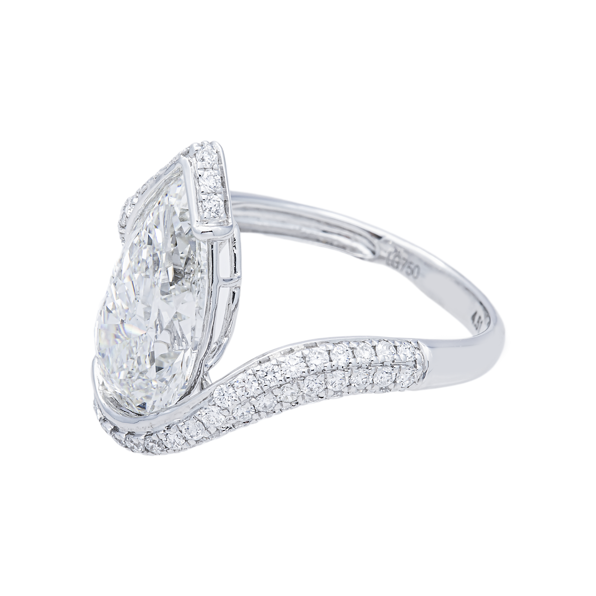 18K GOLD PEAR SHAPE PAVE DIAMOND ENGAGEMENT RING 4.72 CTW