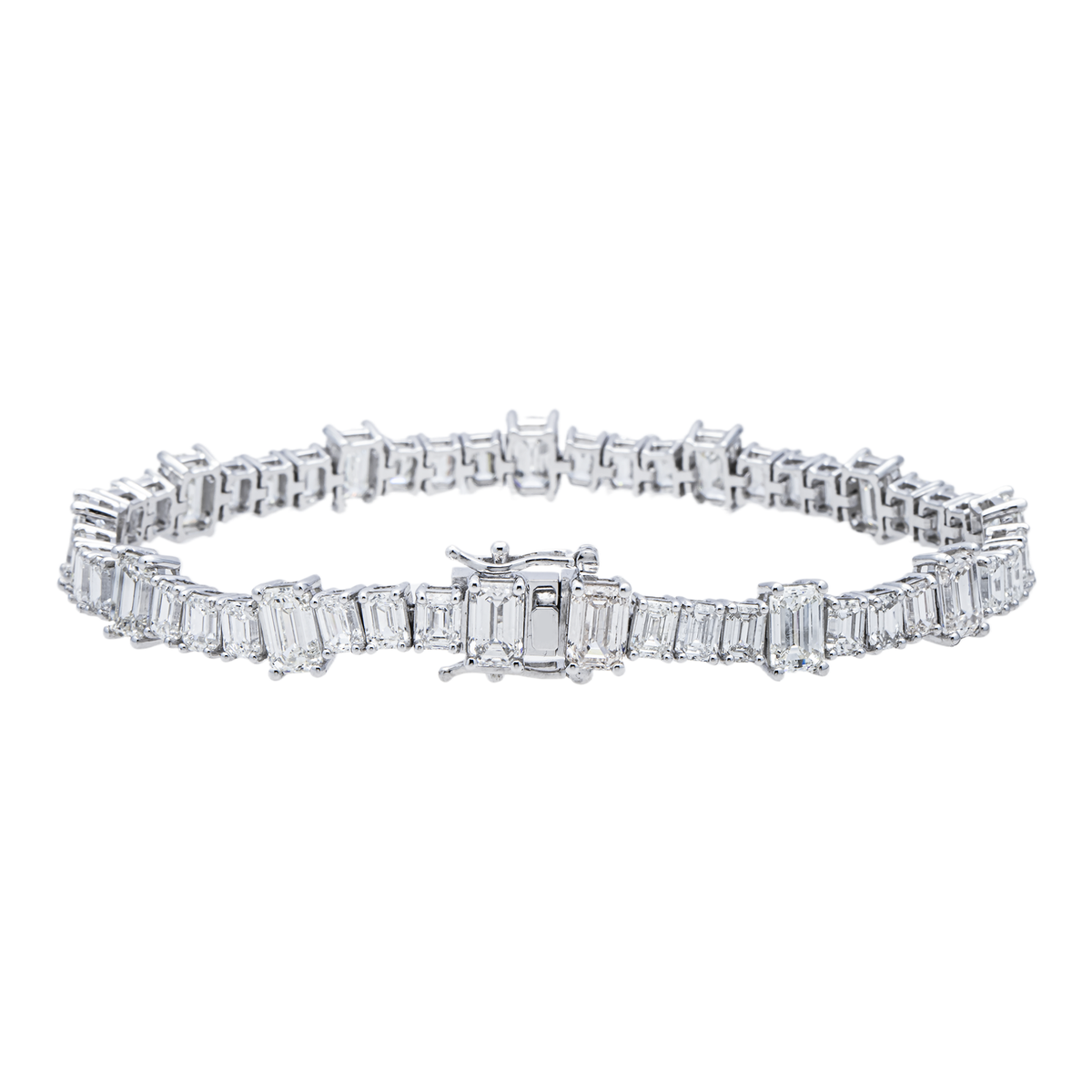 14K White Gold Emerald Cut Lab Grown Diamond Graduated Tennis Bracelet – Prong Set