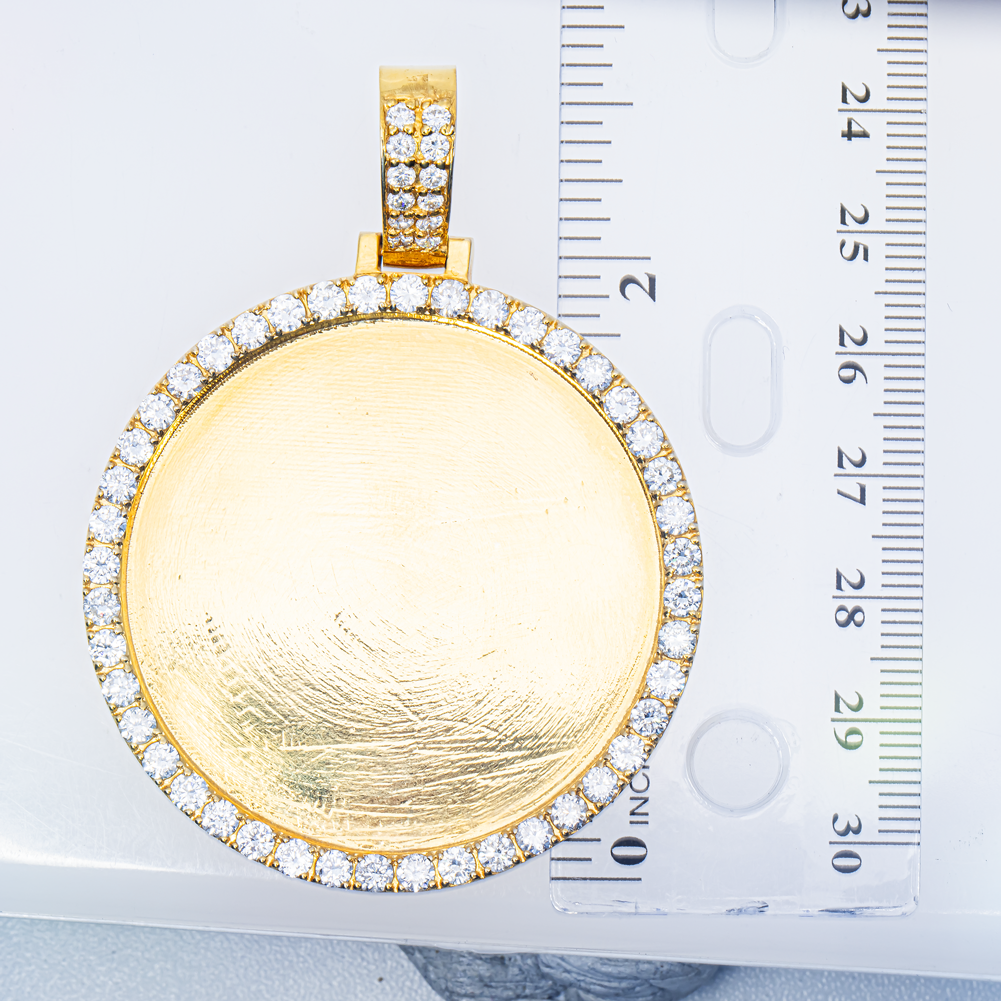 14k Yellow Gold Picture Pendant With Diamond Border