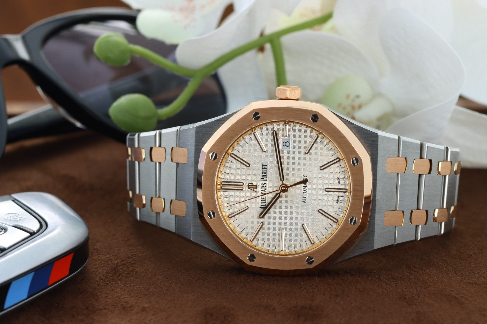 AP ROYAL OAK 41MM AUTOMATIC SILVER DIAL TWO TONE 15400SR